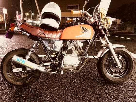 新品　エイプ50　100 ツインサスアダプター 塗装込み　ＫＢＣ製 Ｗサス