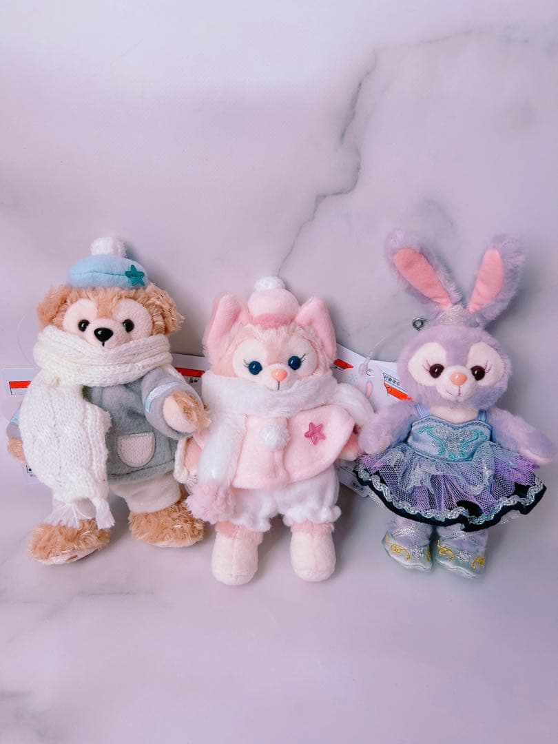 ダッフィー ダンシングスノーフレークス　ぬいぐるみバッジ