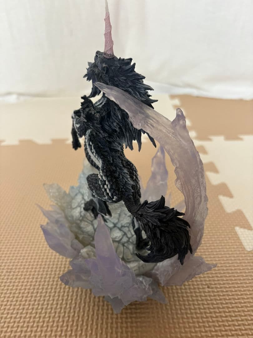 キリン　亜種　クリエイターズモデル　フィギュア　CAPCOM