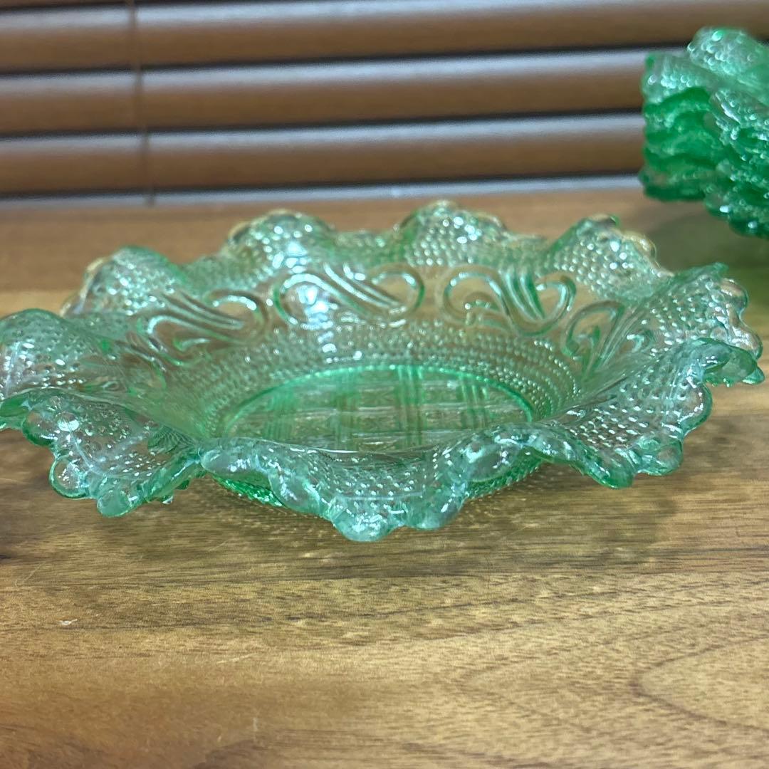 昭和レトロ◎フリルプレスガラス