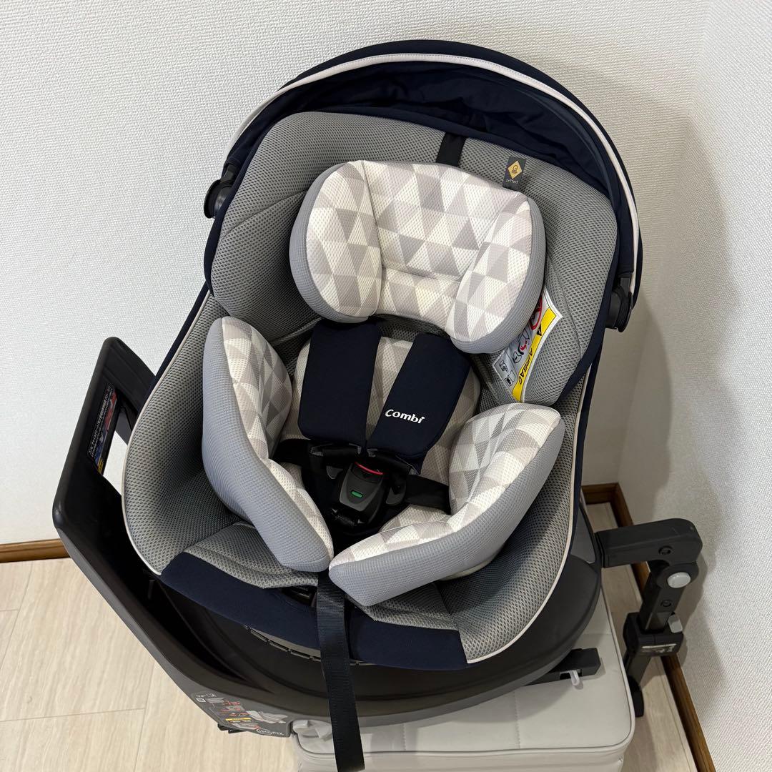 【美品】チャイルドシート コンビクルムーヴスマート jn-570