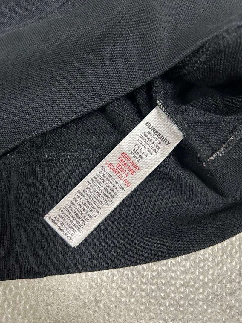 BURBERRY ブラック トレーナー チェック袖　バーバリーキッズ