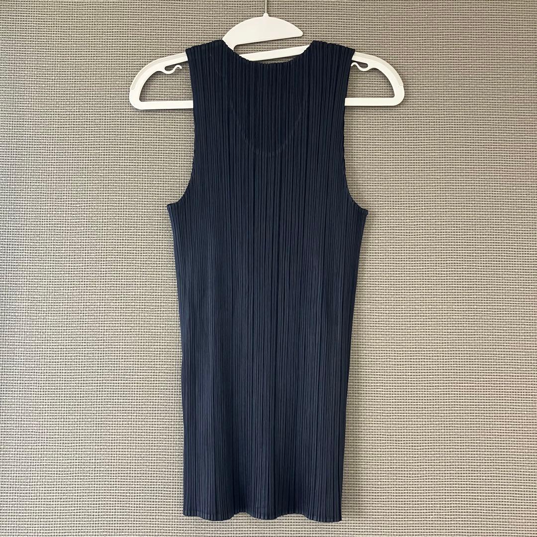 プリーツプリーズ　サイズ4 タンクトップ　ネイビー