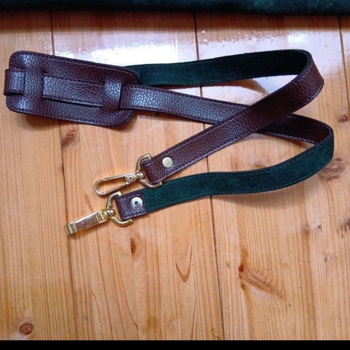 ボストンバッグ　NUBIA スペイン　グリーン　旅行　トラベル