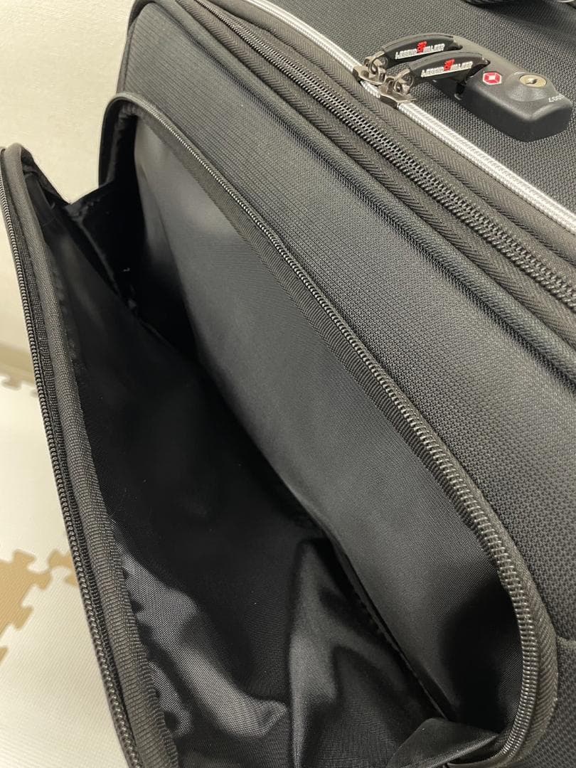 【軽量・便利な前ポケット付き！】LEGEND WALKER ソフトケース Ｌ