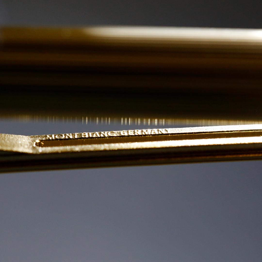 【極美品 送料込み】モンブラン ボールペン ノブレス ゴールド