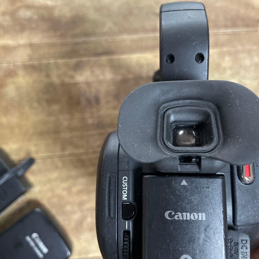 中古ジャンクCanon XA10 業務用ビデオカメラ（XLRハンドルユニット付）