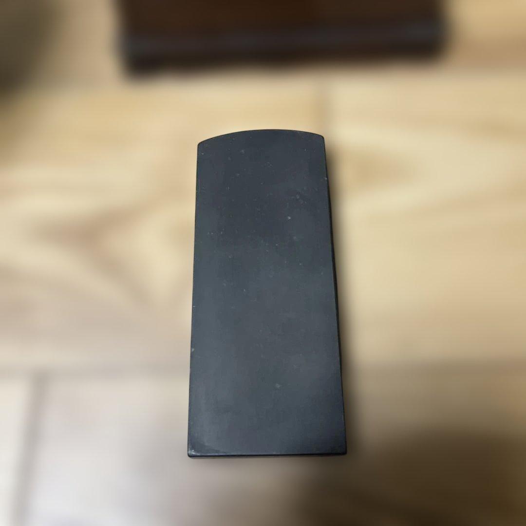 塗りの箱入り硯　 金箔模様付き