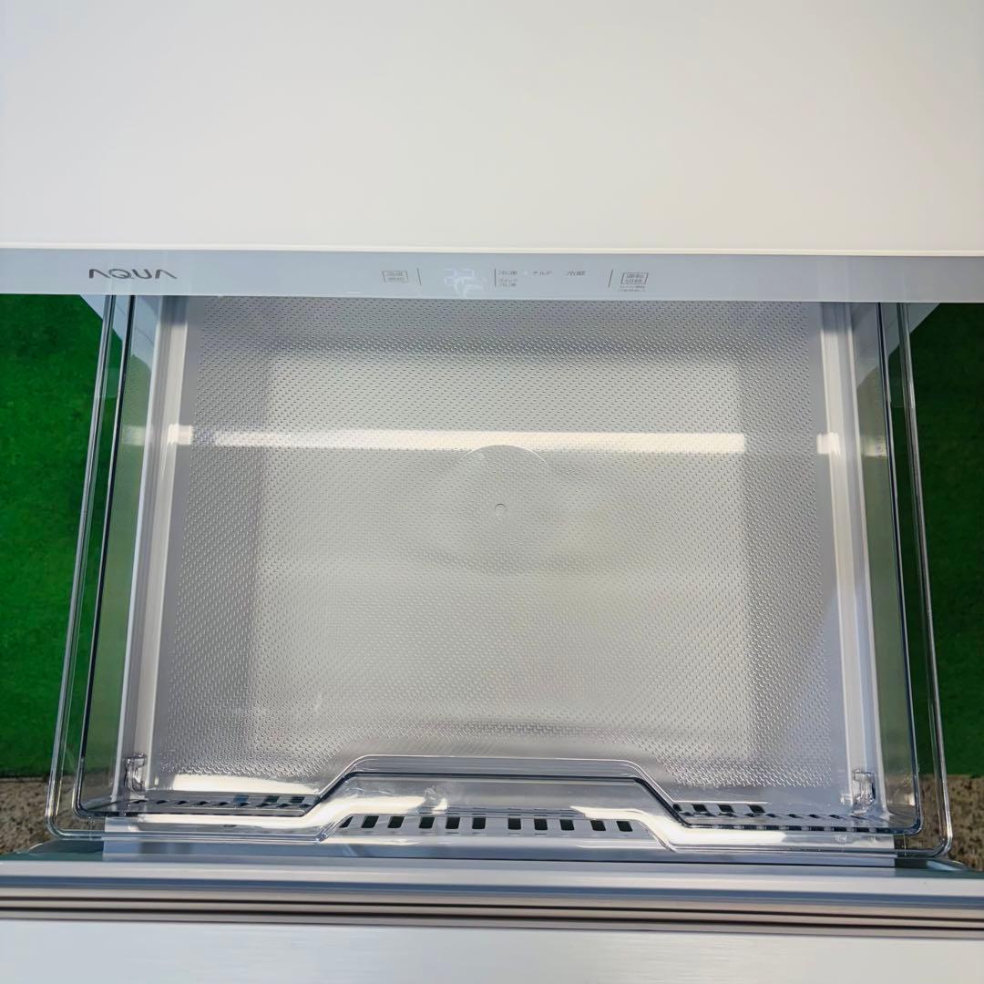 美品 2023年製 100L 冷凍庫 AQUA ガラス天板【地域限定配送無料】