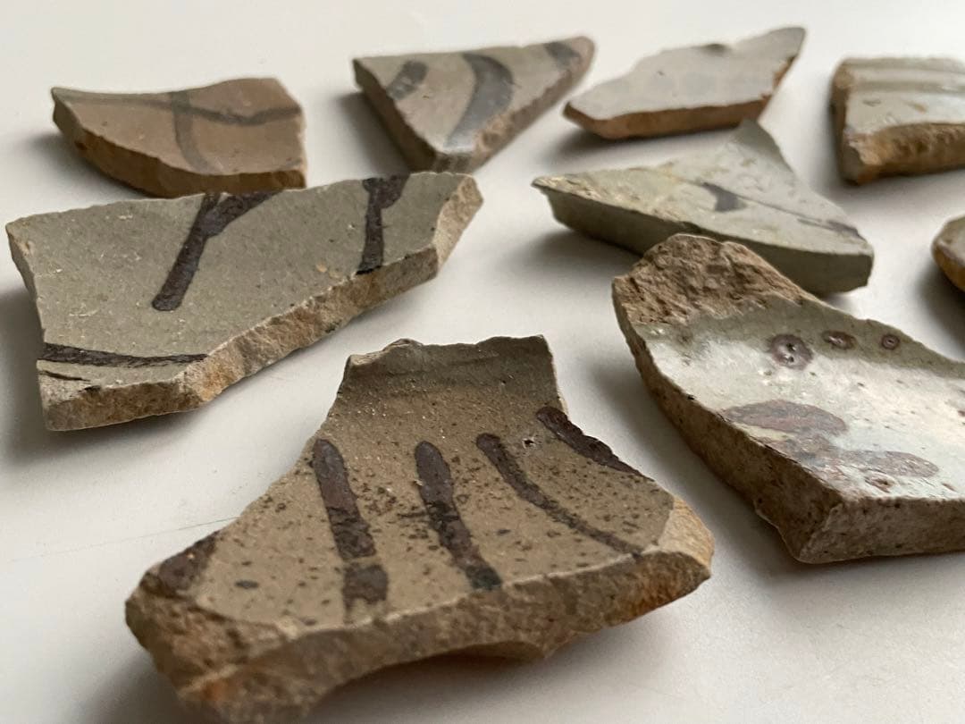 骨董　アンティーク　古唐津　絵唐津　陶片　残欠　桃山　古陶磁　出土　発掘　箸置き