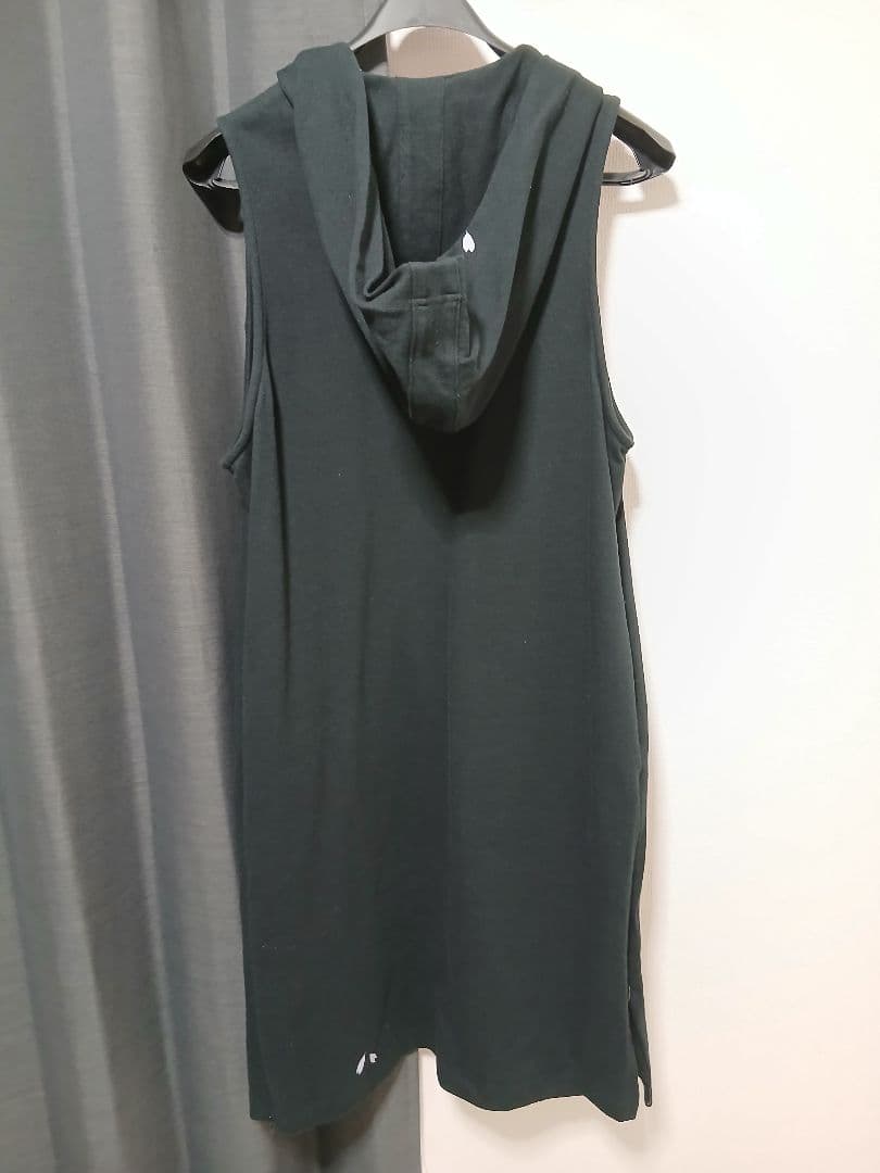 HYDE着用【袖無しパーカー(彼岸花赤)】WARLOCK