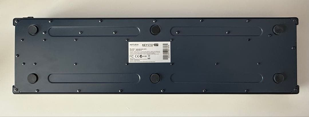 ARTURIA KeyStep 37 MIDIコントローラー black