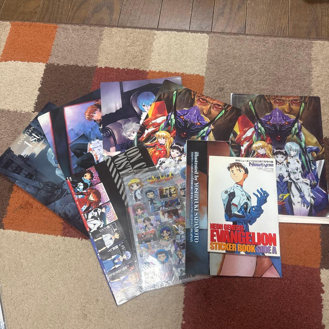 d*7様 エヴァンゲリオン　トレカ、雑誌等まとめ売り！