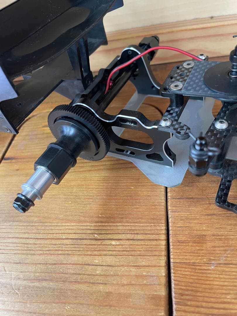 ラジコン F1 タミヤ F103 カーボンシャーシ　アルミモーターマウント