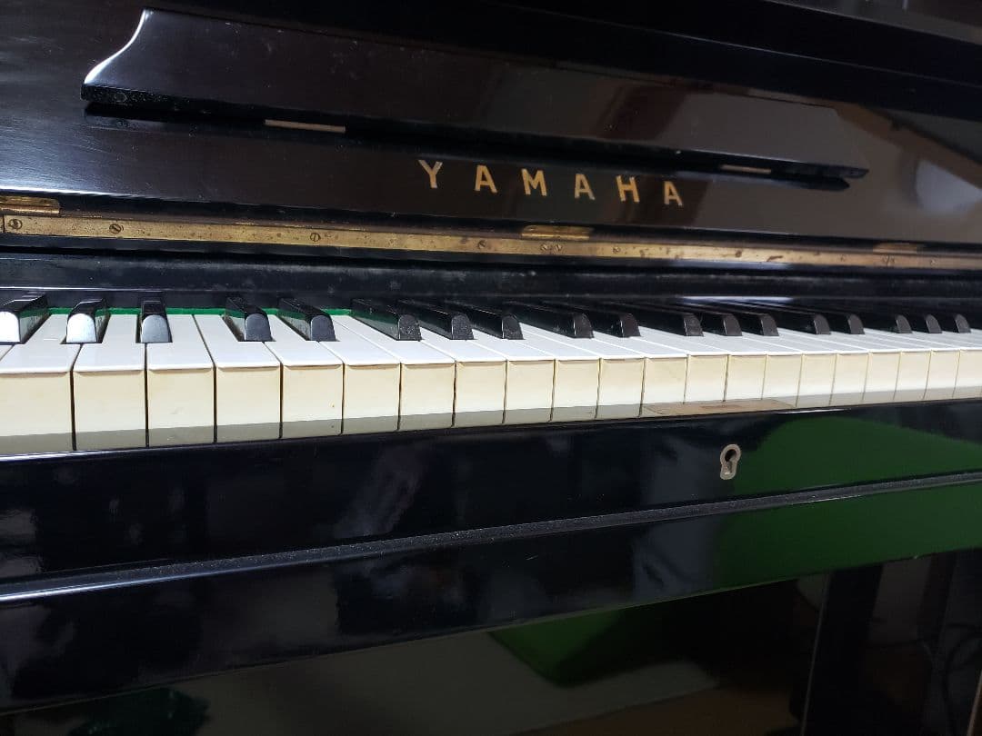 YAMAHA　アップライトピアノ　U1A　製造番号109638