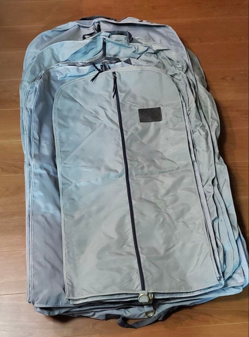 TOM FORD ガーメントバッグ　11枚セット