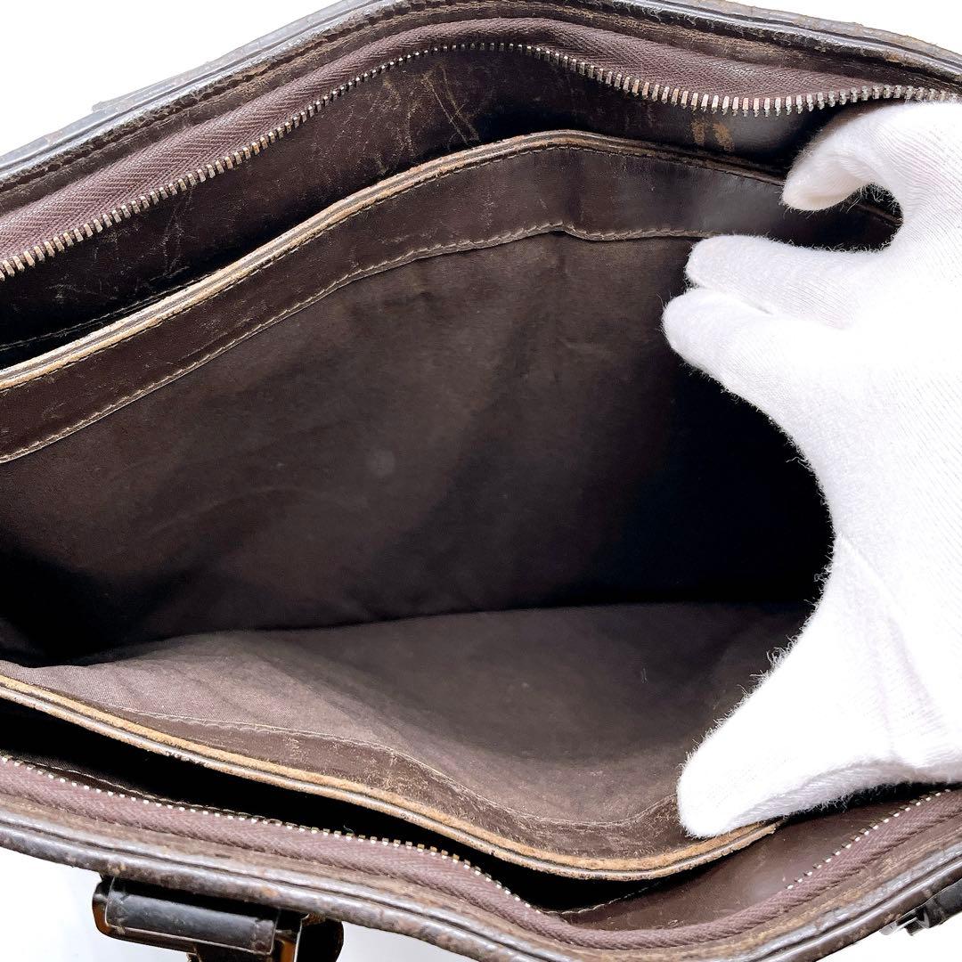 BOTTEGA VENETA ボッテガベネタ イントレチャート　ダークブラウン