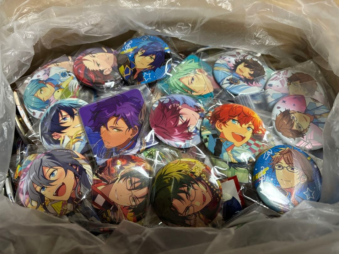 缶バッジのみ！！400点以上！！あんさんぶるスターズ　あんスタ　 まとめ売り