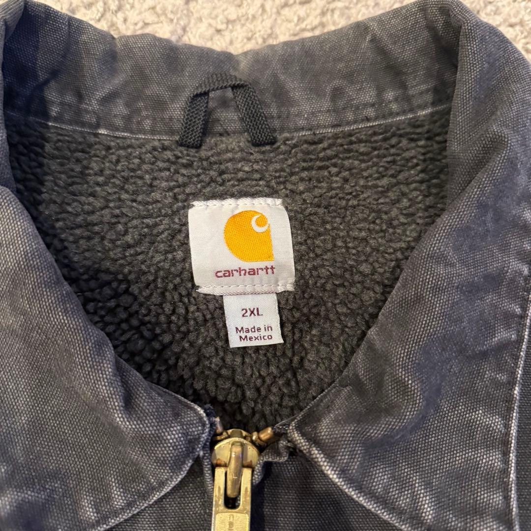 Carhartt 黒 ジップアップジャケット