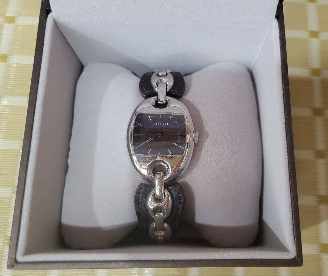 GUCCI 時計 レディース マリーナチェーン ブラウン