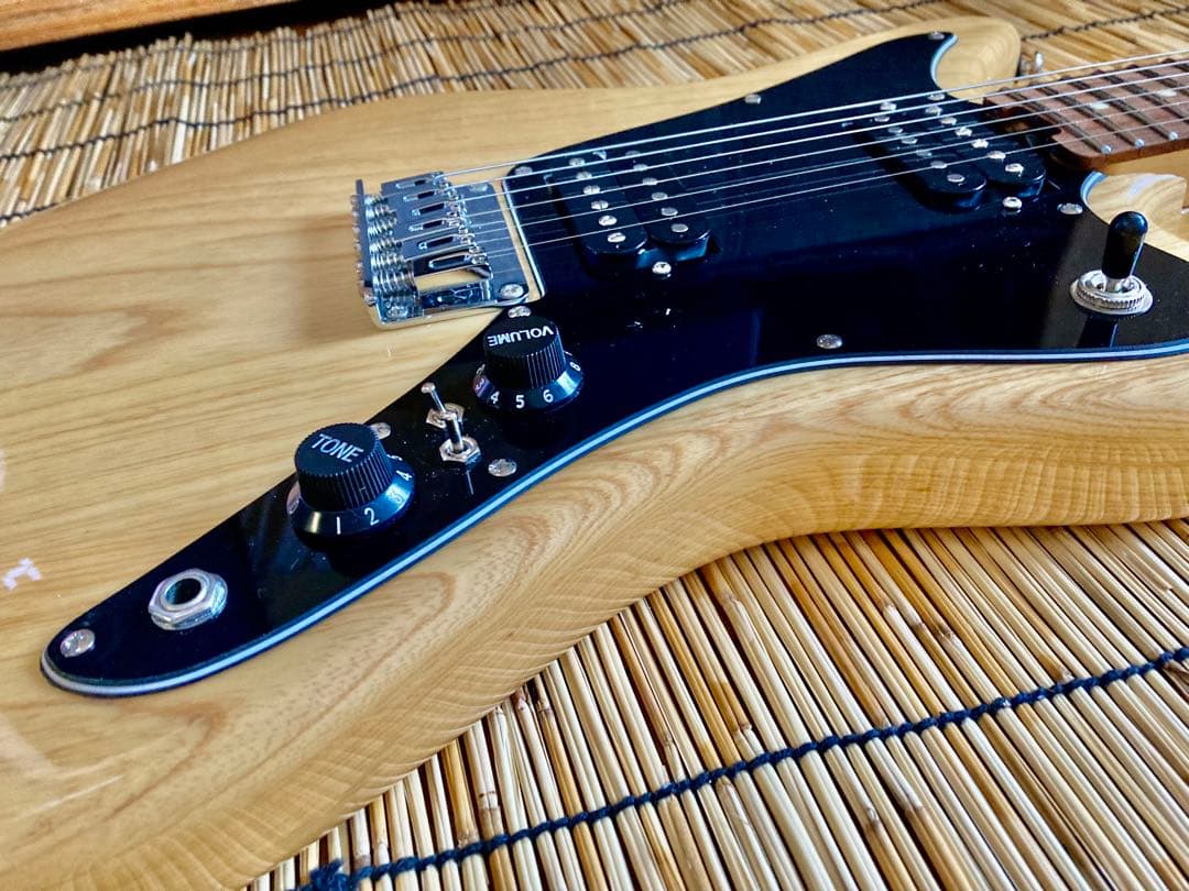 ☆新年値下☆美品珍品☆杢目奇麗Grassroots製ジャズマスターに新機能搭載