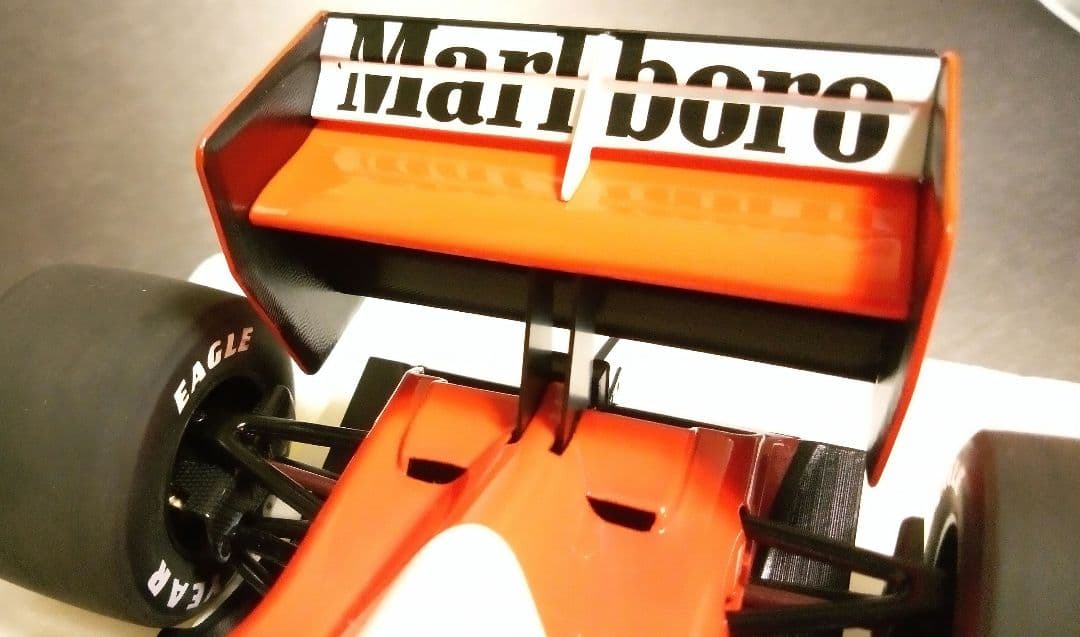 オートアート 1/18 F1 マクラーレン MP4/6 ホンダ A.セナ　専用