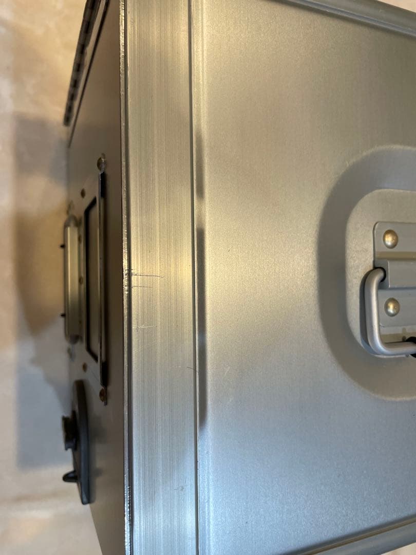 DELTA航空　ギャレーコンテナ　アルミBOX