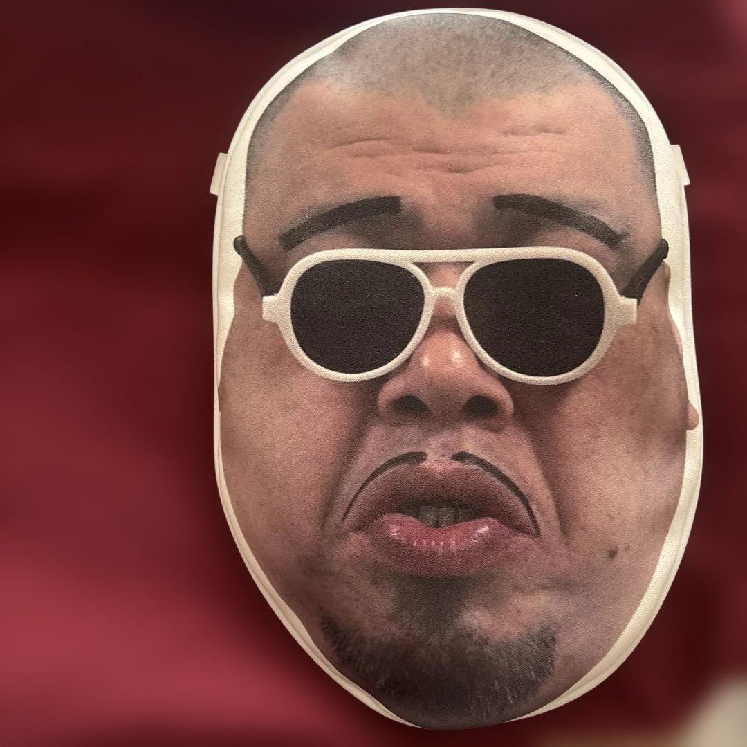 野性爆弾くっきー フェイスポーチ