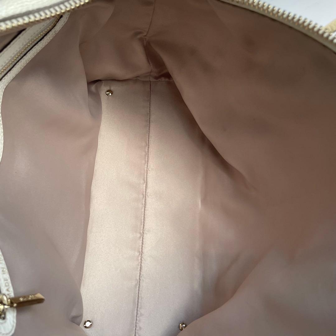 ✨未使用級✨　TOD’s dキューブ　バッグ　ショルダー　　レザー