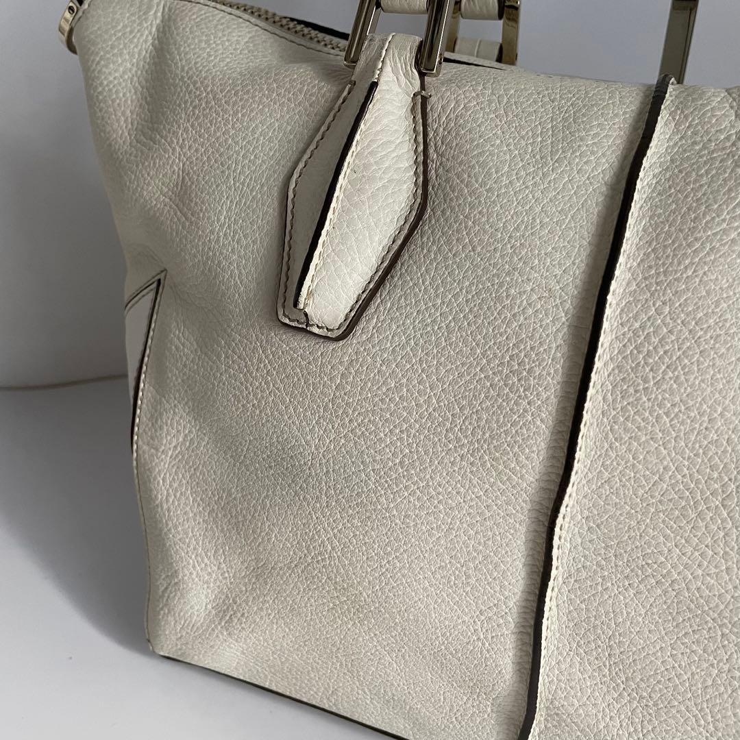 ✨未使用級✨　TOD’s dキューブ　バッグ　ショルダー　　レザー