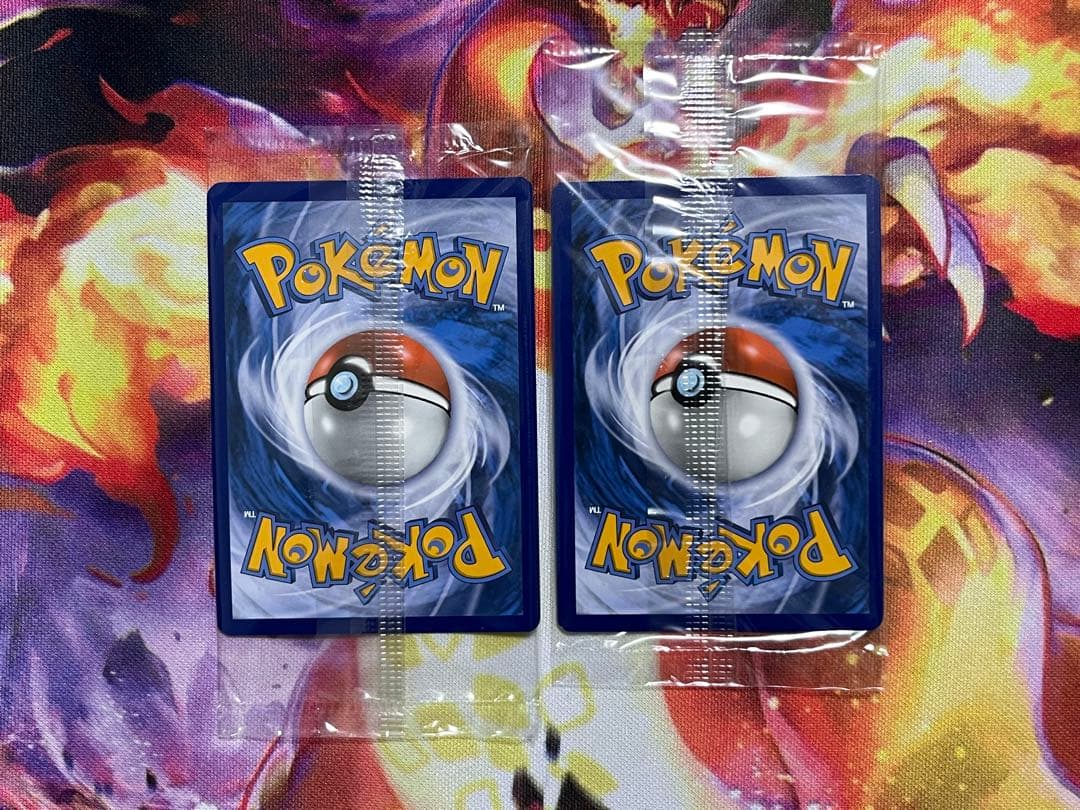 ピカチュウV モンスターボール ウルトラプレミアムコレクション 25th プロモ