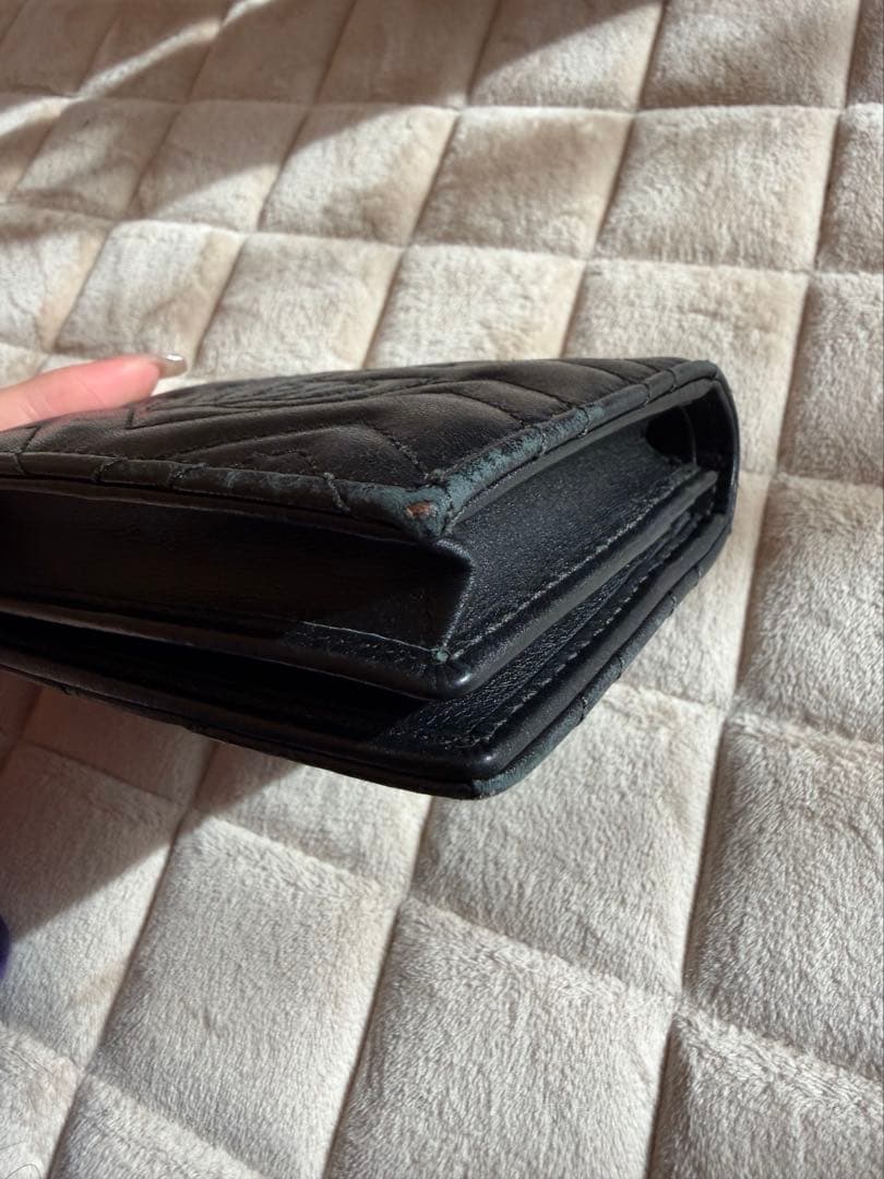 GUCCI ブラック 二つ折り財布 キルティング