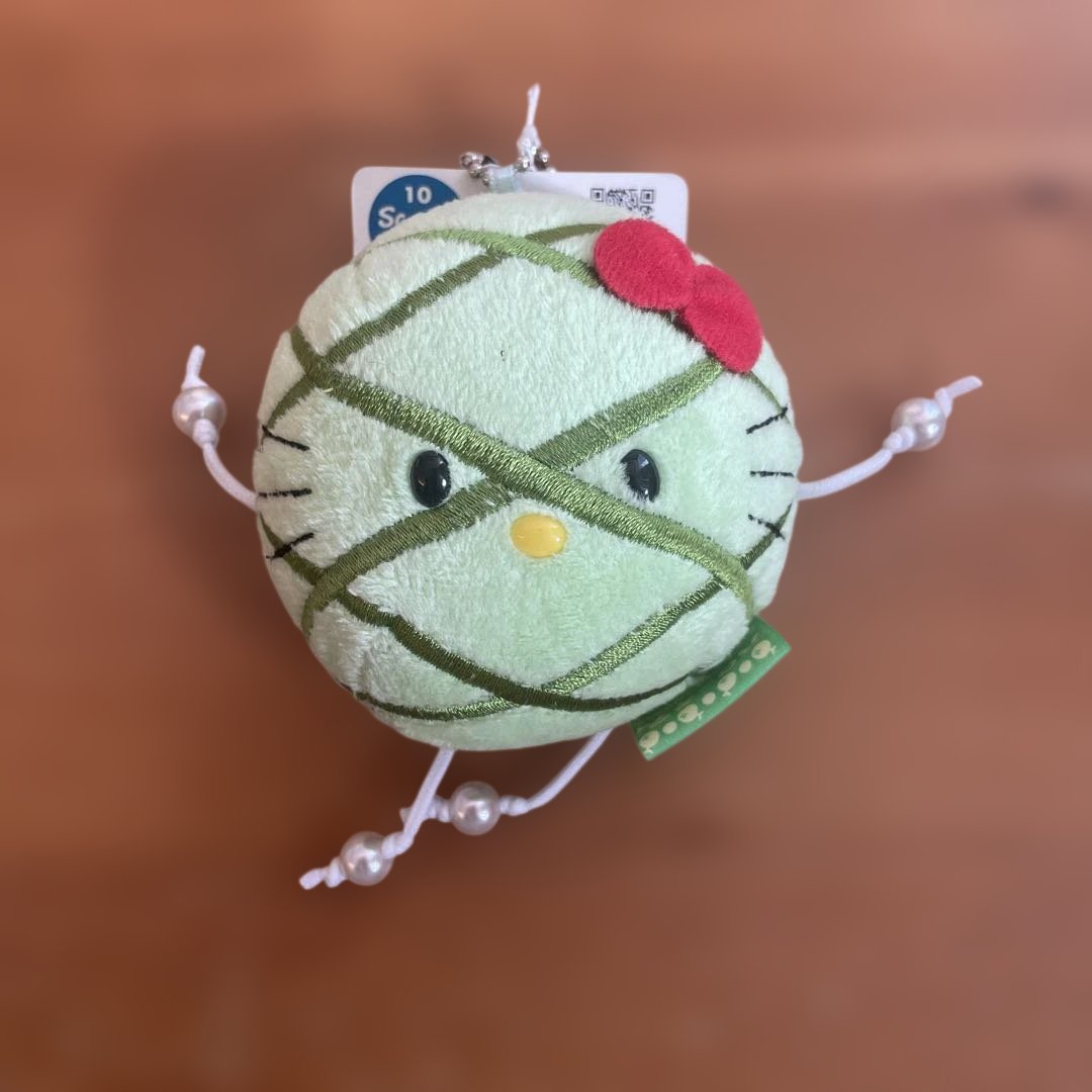 公*o様 レア！　ハローキティ メロンパン ぬいぐるみ