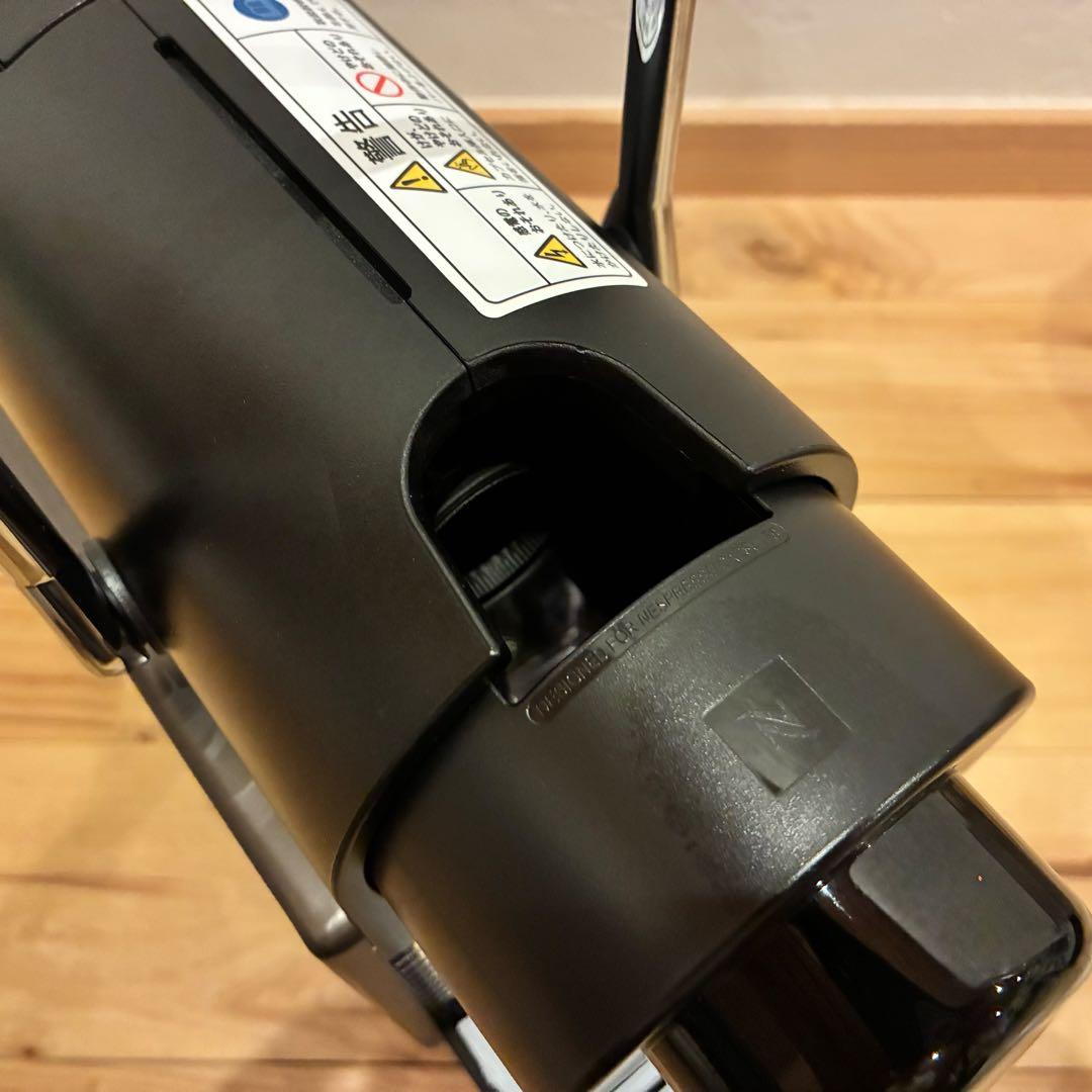 美品‼️Nespresso コーヒーメーカー C61 TI 2024年製