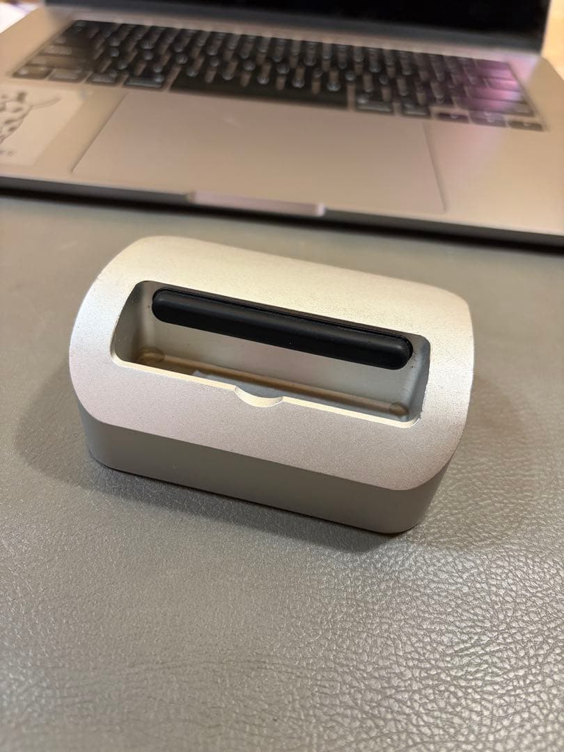 【航空アルミ】Elevation Lab iPhone ドック スタンド 重量級