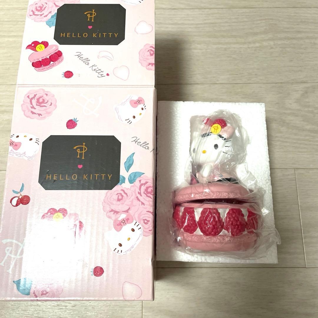 レア サンリオ ハローキティ ピエールエルメ 小物入れ バースデー