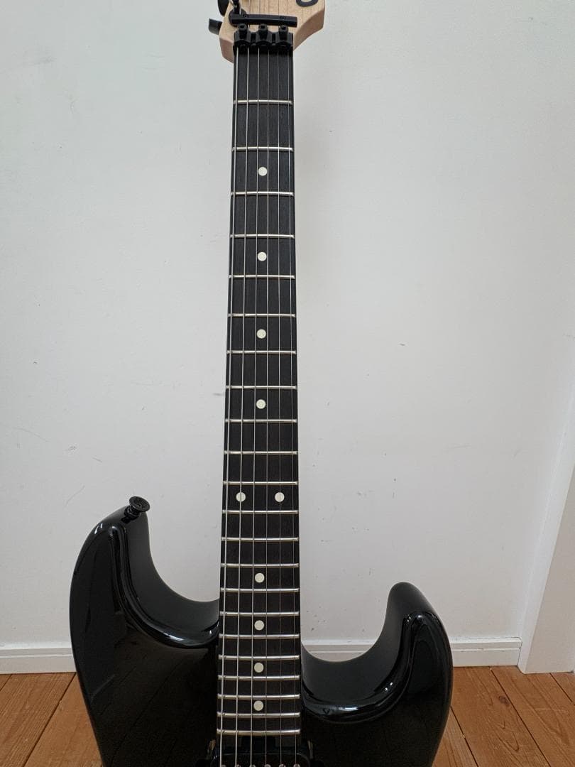 美品：Charvel ストラト黒 ProMod SanDimas２H FTR