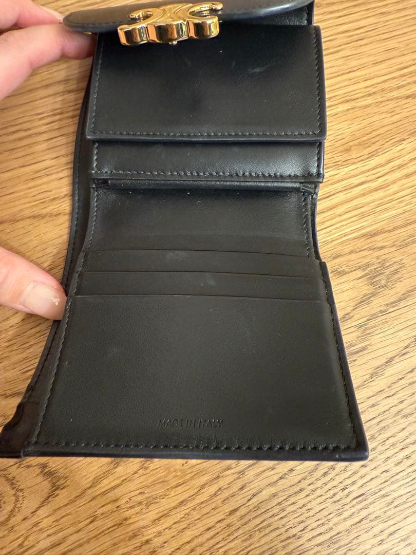 【訳あり】スモール フラップウォレット トリオンフ / シャイニーカーフスキン