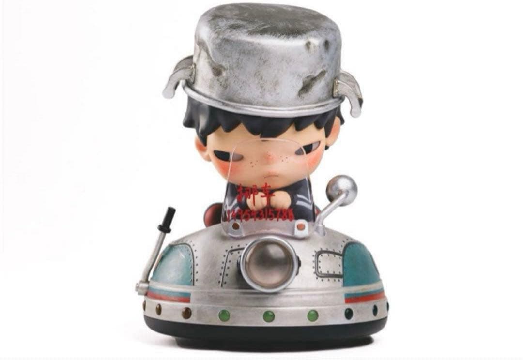 THE UFO CHASER Hirono POPMART ビッグサイズ