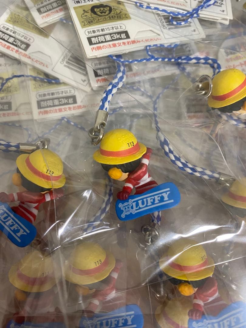 ワンピース　onepiece ルフィ　ご当地ストラップ　スキー100点セット