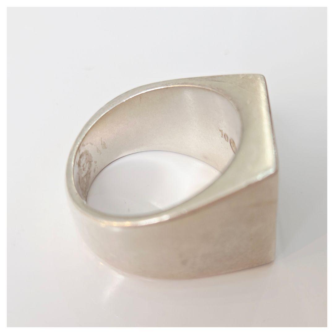 メゾンマルジェラ S55UQ0059 オニキス スクエア シグネットリング S