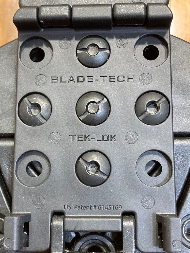 スターダストギア　ハイキャパ+ライト対応カイデックスホルスター　ブレードテック