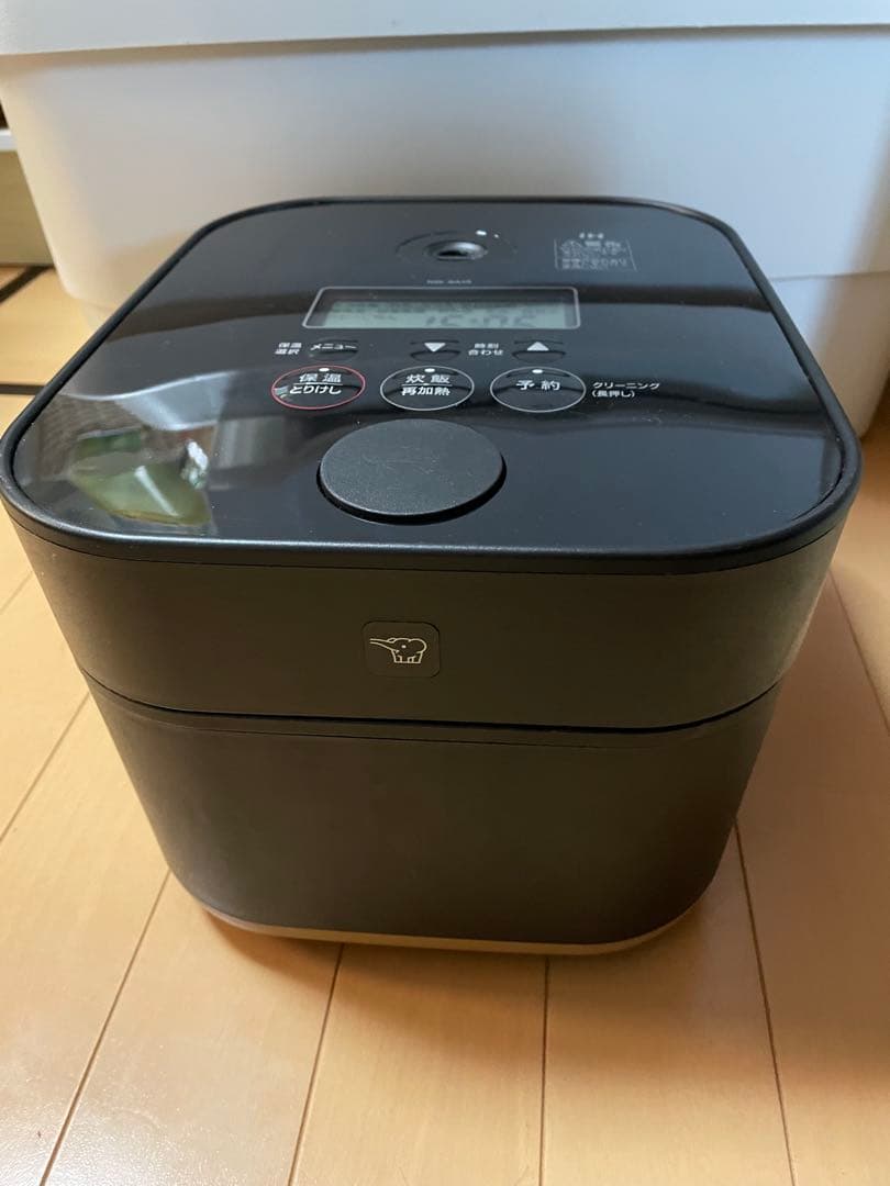 【美品】IH炊飯ジャー　炊飯器　象印　STAN NW-SA10-BA