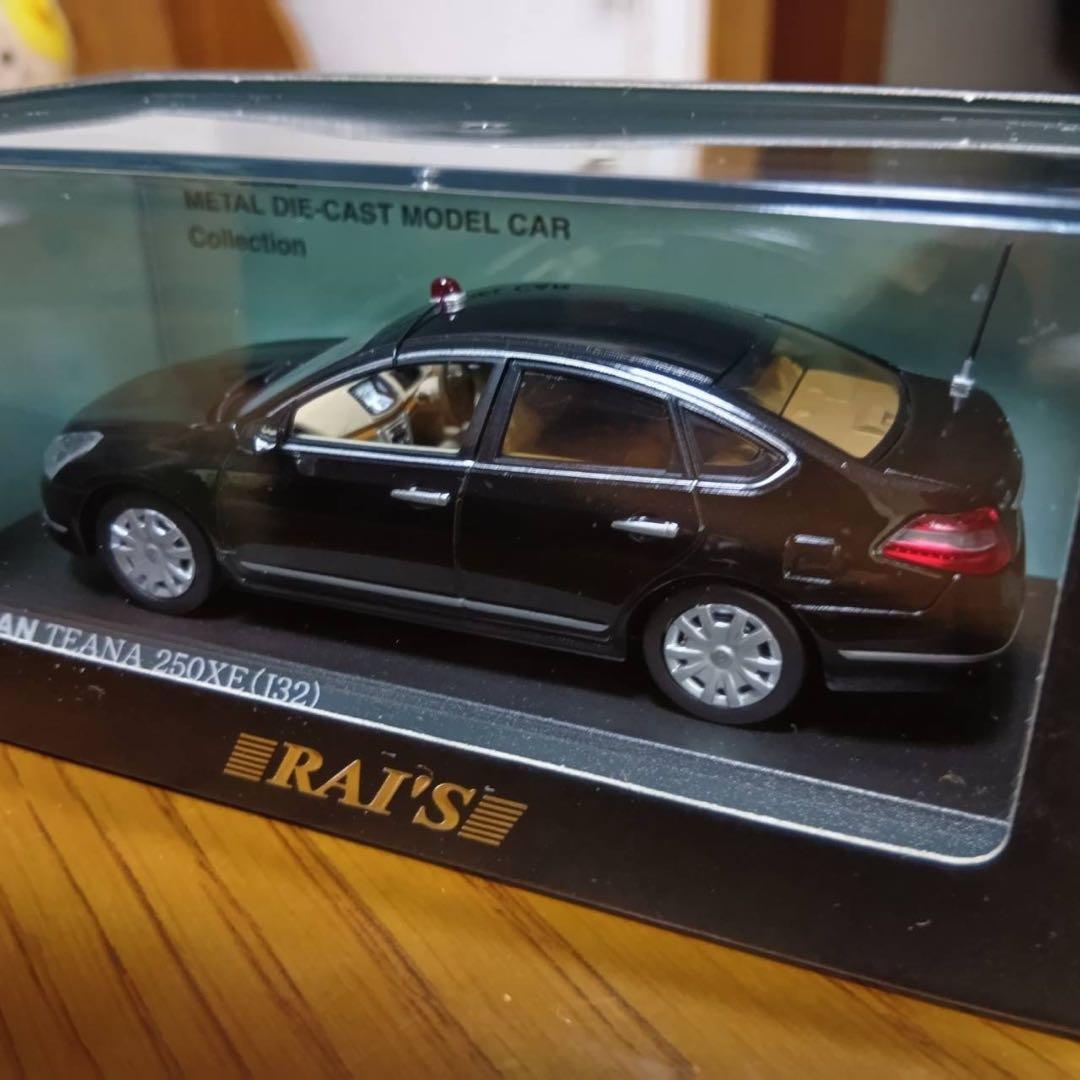 【4台セット】レイズ　ティアナ　ポリスカー　パトカー　1/43