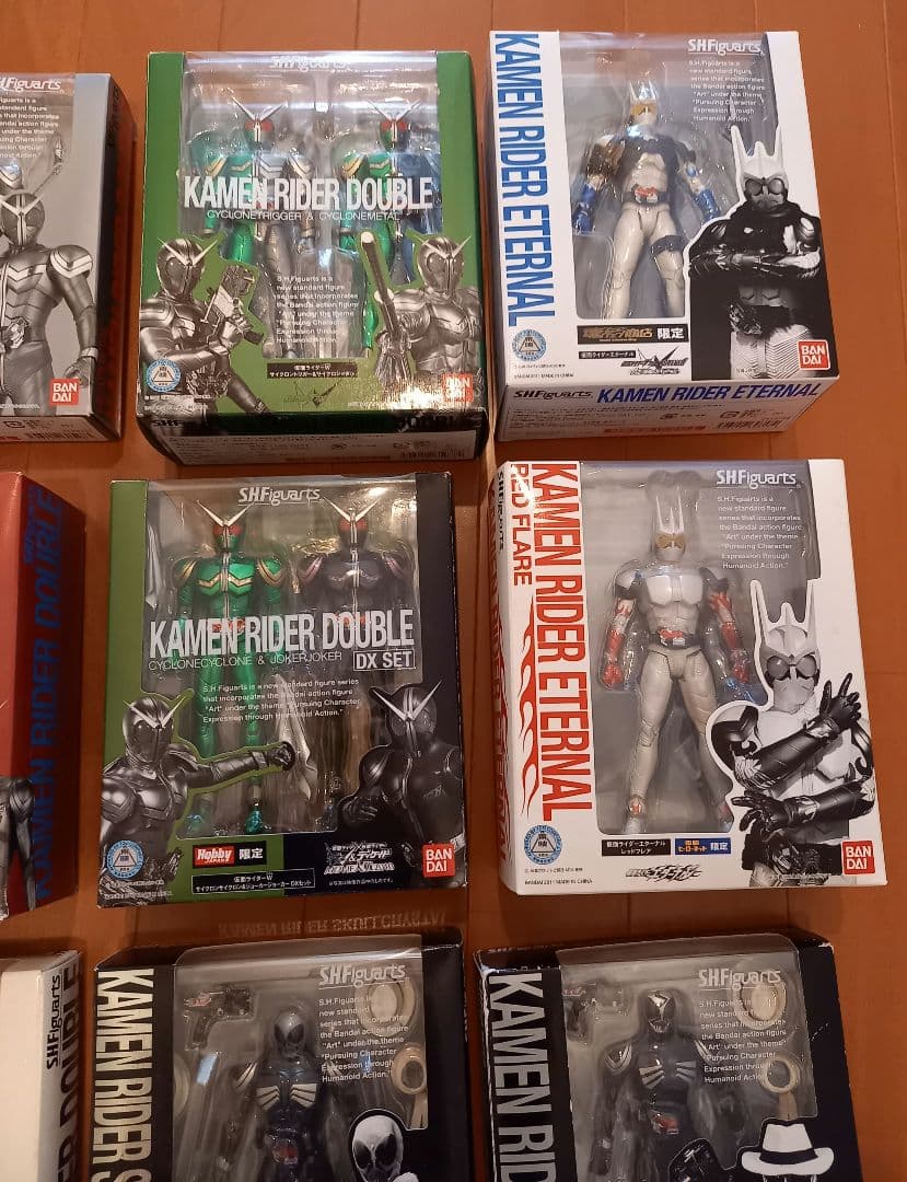 仮面ライダーW フィギュア & アクセル エンジン ウェザー USB まとめ売り