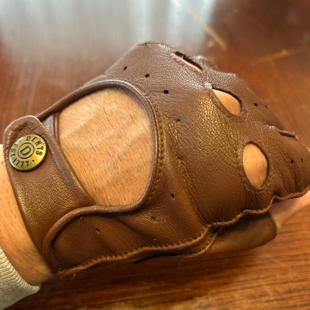 デンツ　ドライビンググローブ　指なし