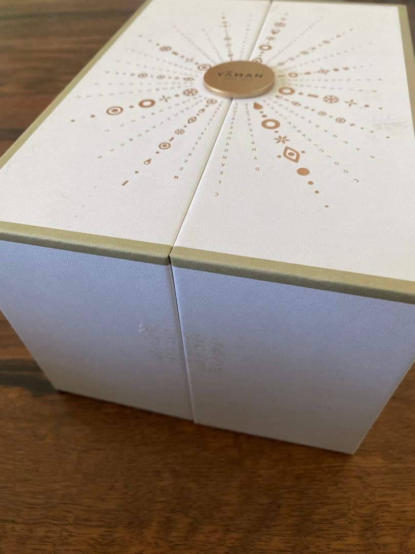 ヤーマン YA-MAN フォトプラス シャイニー美顔器 M18