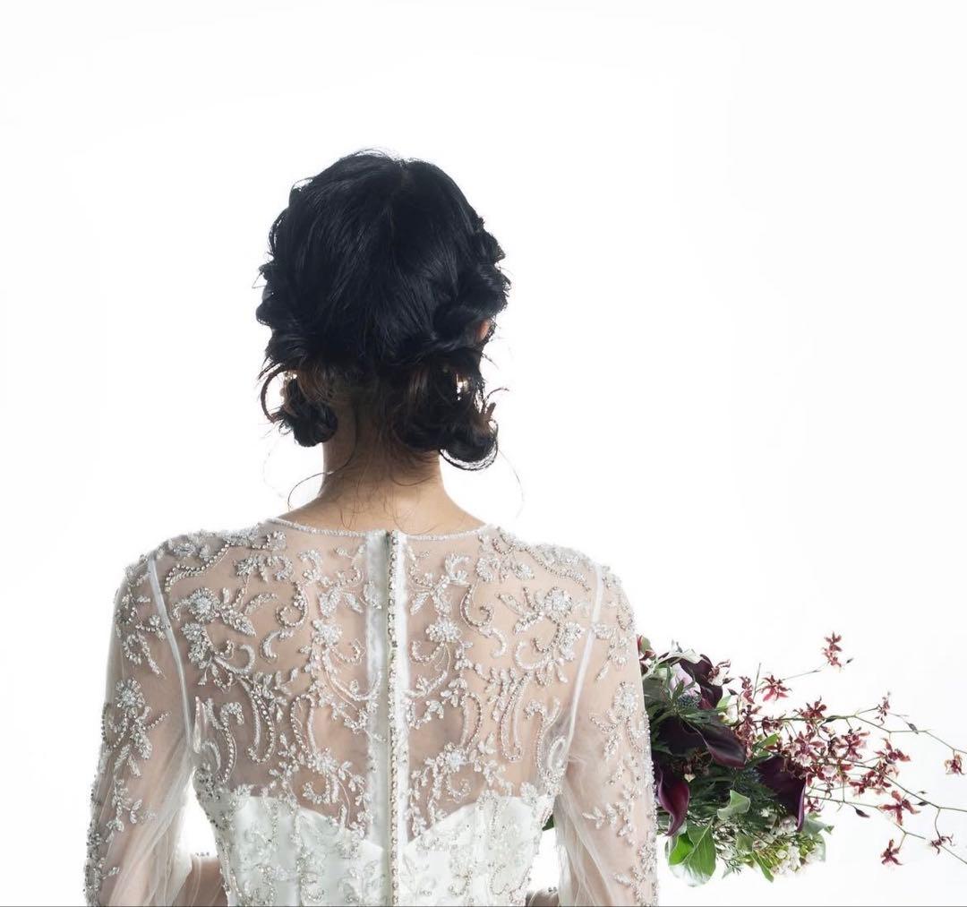 【最終値下げ】限定品　ホワイト レース 長袖 ウェディングドレス