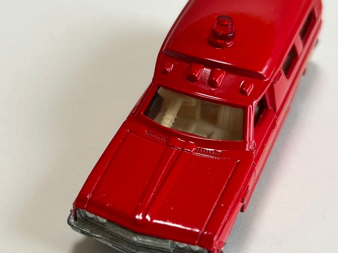 トミカ　トミカ　黒箱　no.40 スーパーギフト　日本製　トヨタ　アンビュランス
