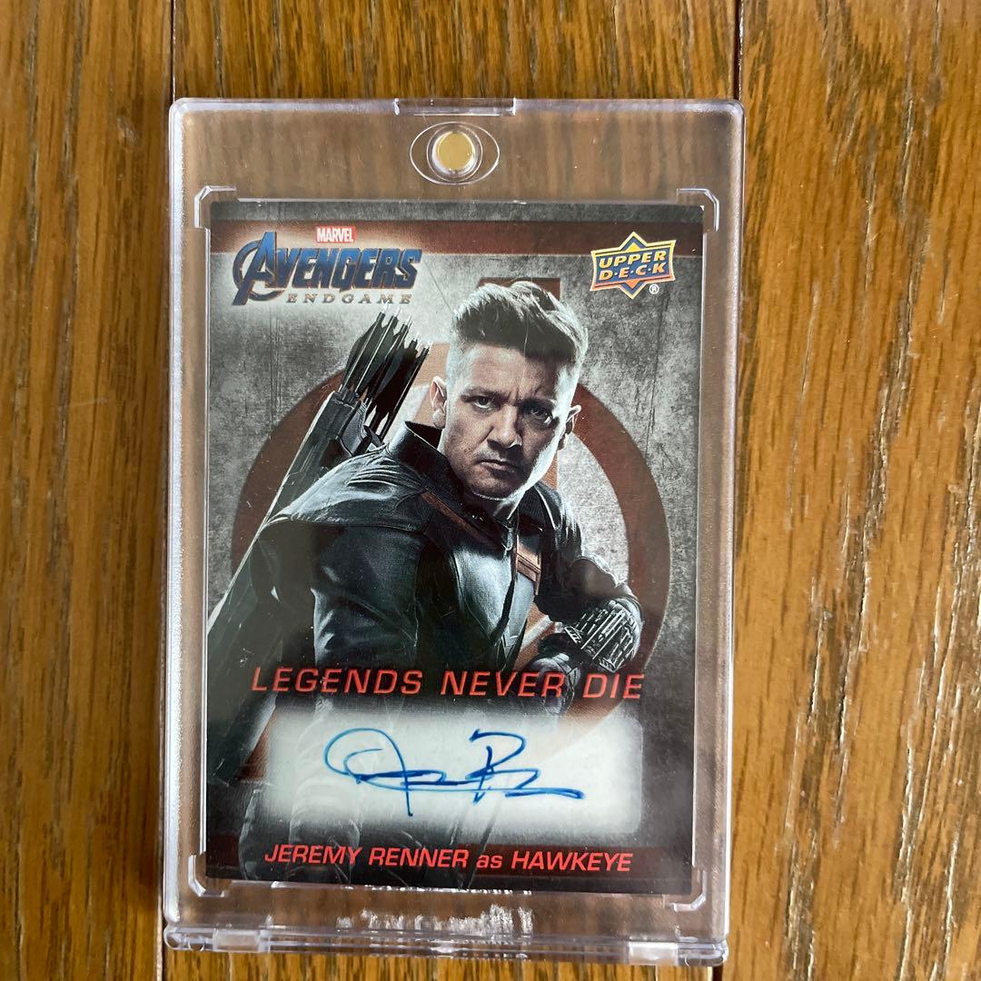 ジェレミーレナー　サイン入りカード